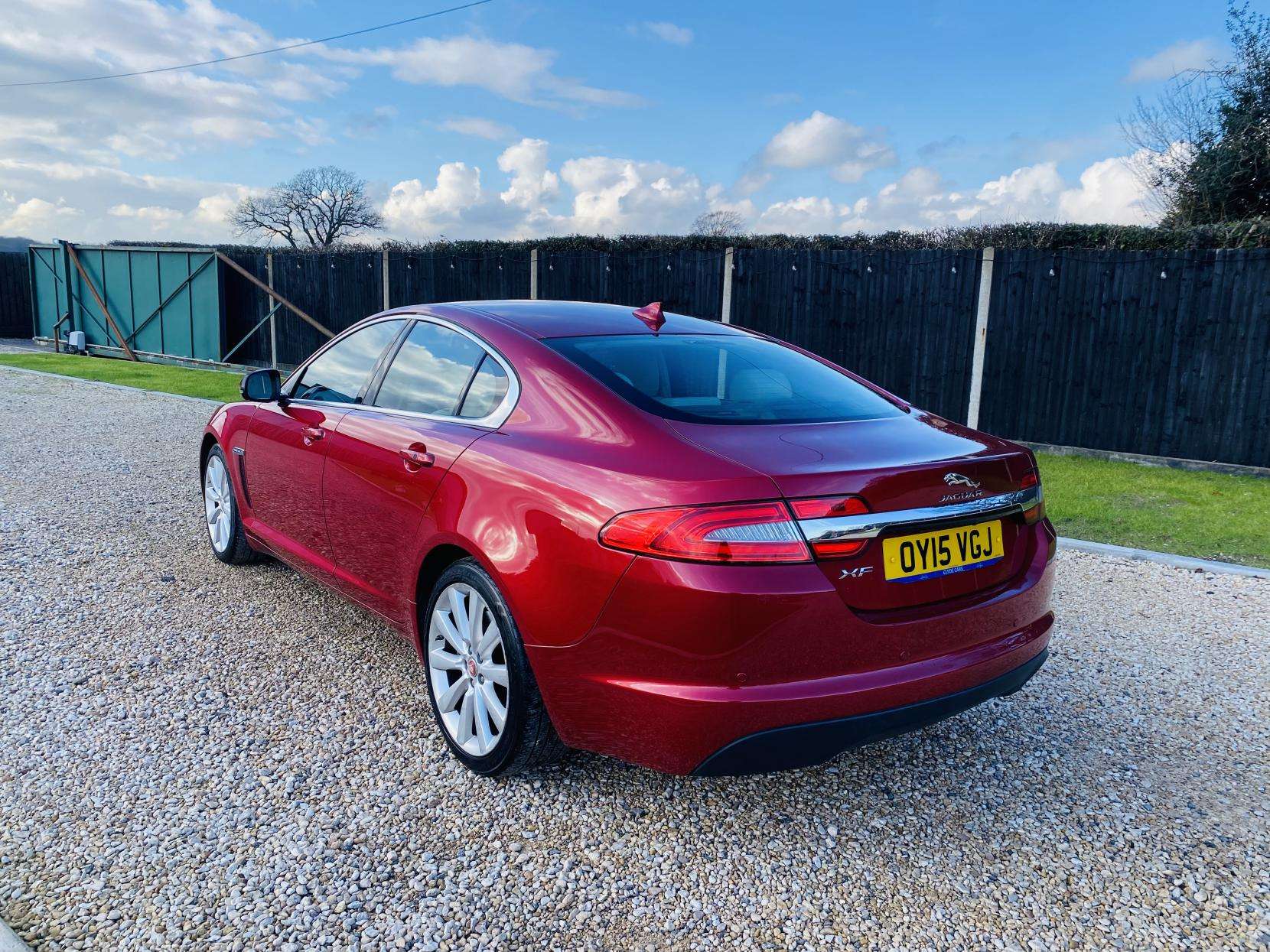 2015 JAGUAR XF 2015 JAGUAR XF