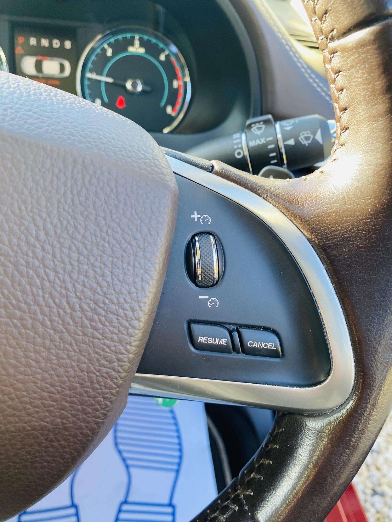 2015 JAGUAR XF 2015 JAGUAR XF