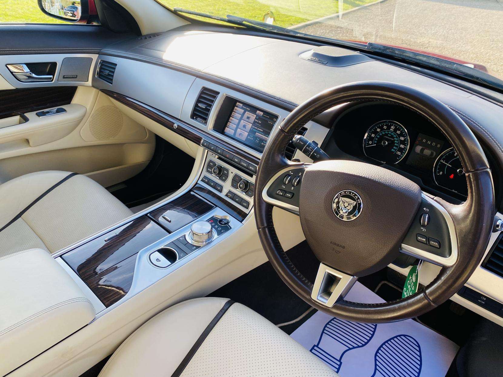 2015 JAGUAR XF 2015 JAGUAR XF