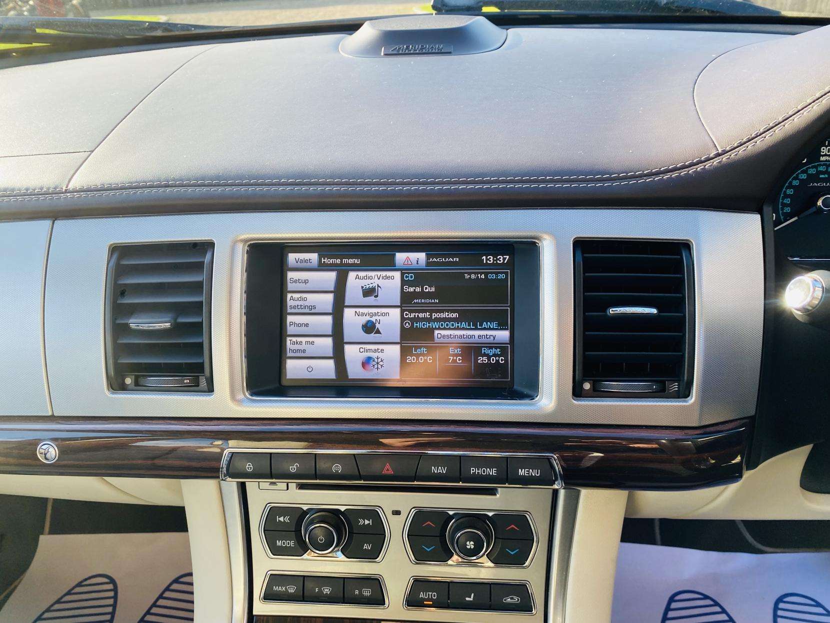 2015 JAGUAR XF 2015 JAGUAR XF