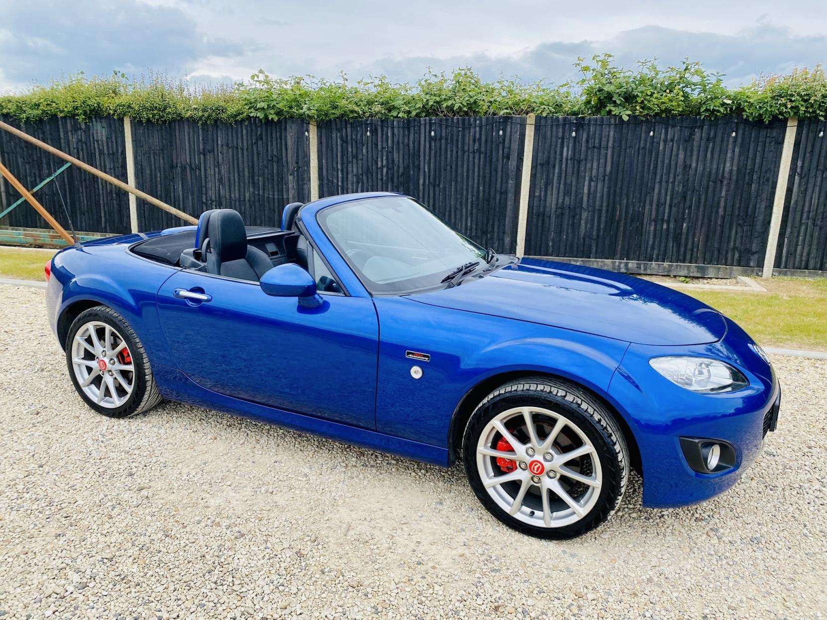 A 2010 MAZDA MX-5 1.8i 20th Anniversary Convertible 2dr Petrol Manual Euro 4 (126 ps) A 2010 MAZDA MX-5 1.8i 20th Anniversary Convertible 2dr Petrol Manual Euro 4 (126 ps)