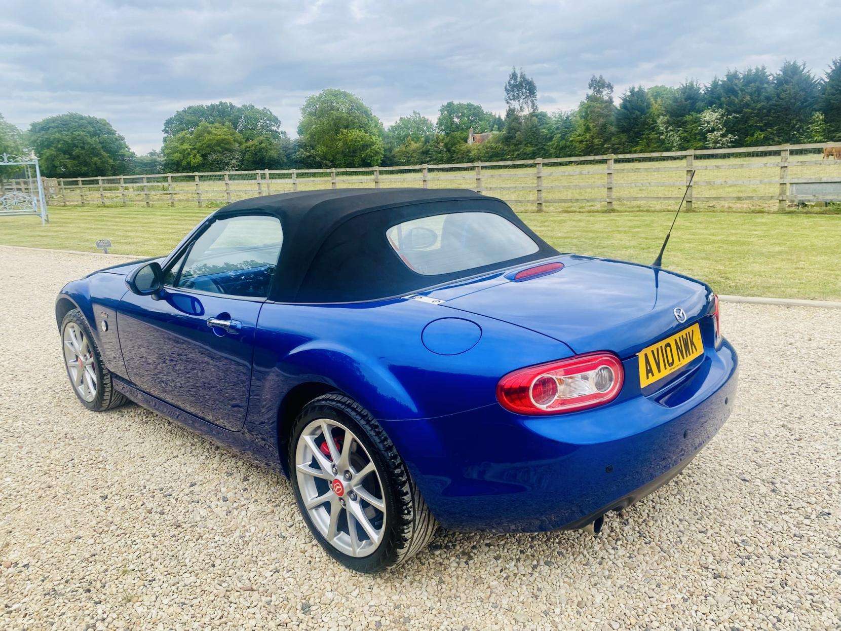 2010 MAZDA MX-5 2010 MAZDA MX-5