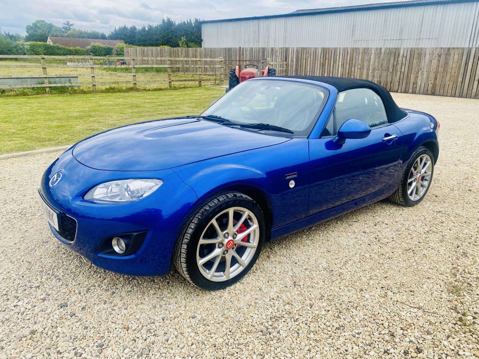 2010 MAZDA MX-5 2010 MAZDA MX-5