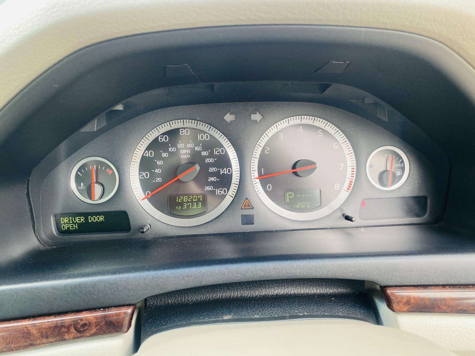 2005 VOLVO S80 2005 VOLVO S80