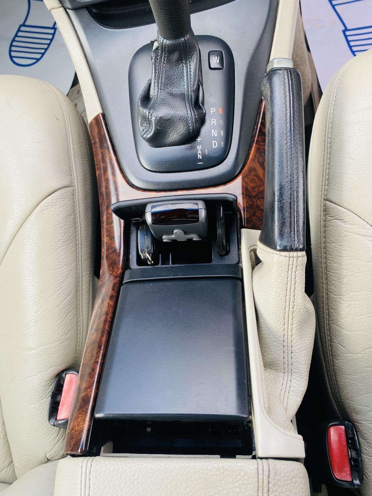 2005 VOLVO S80 2005 VOLVO S80