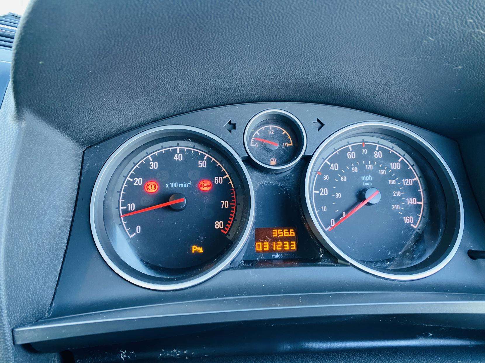 2012 VAUXHALL ZAFIRA 2012 VAUXHALL ZAFIRA