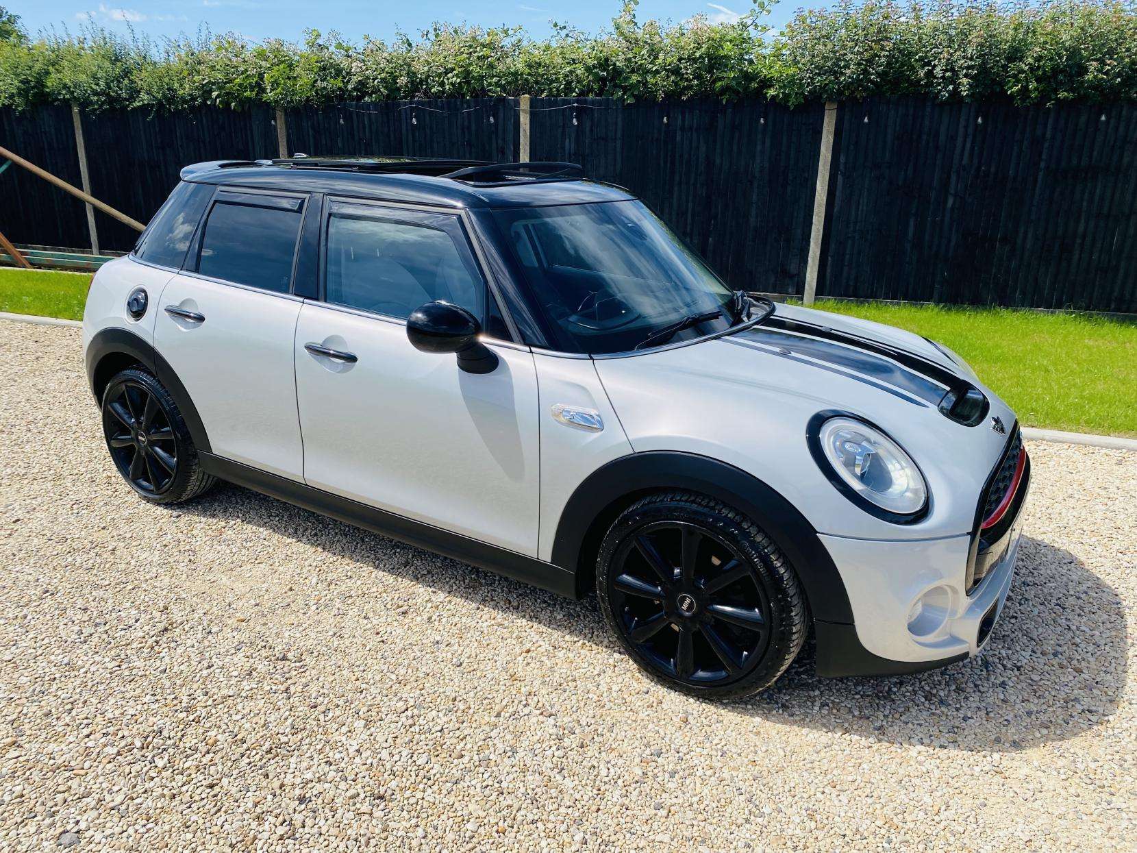 2015 MINI HATCH 2015 MINI HATCH