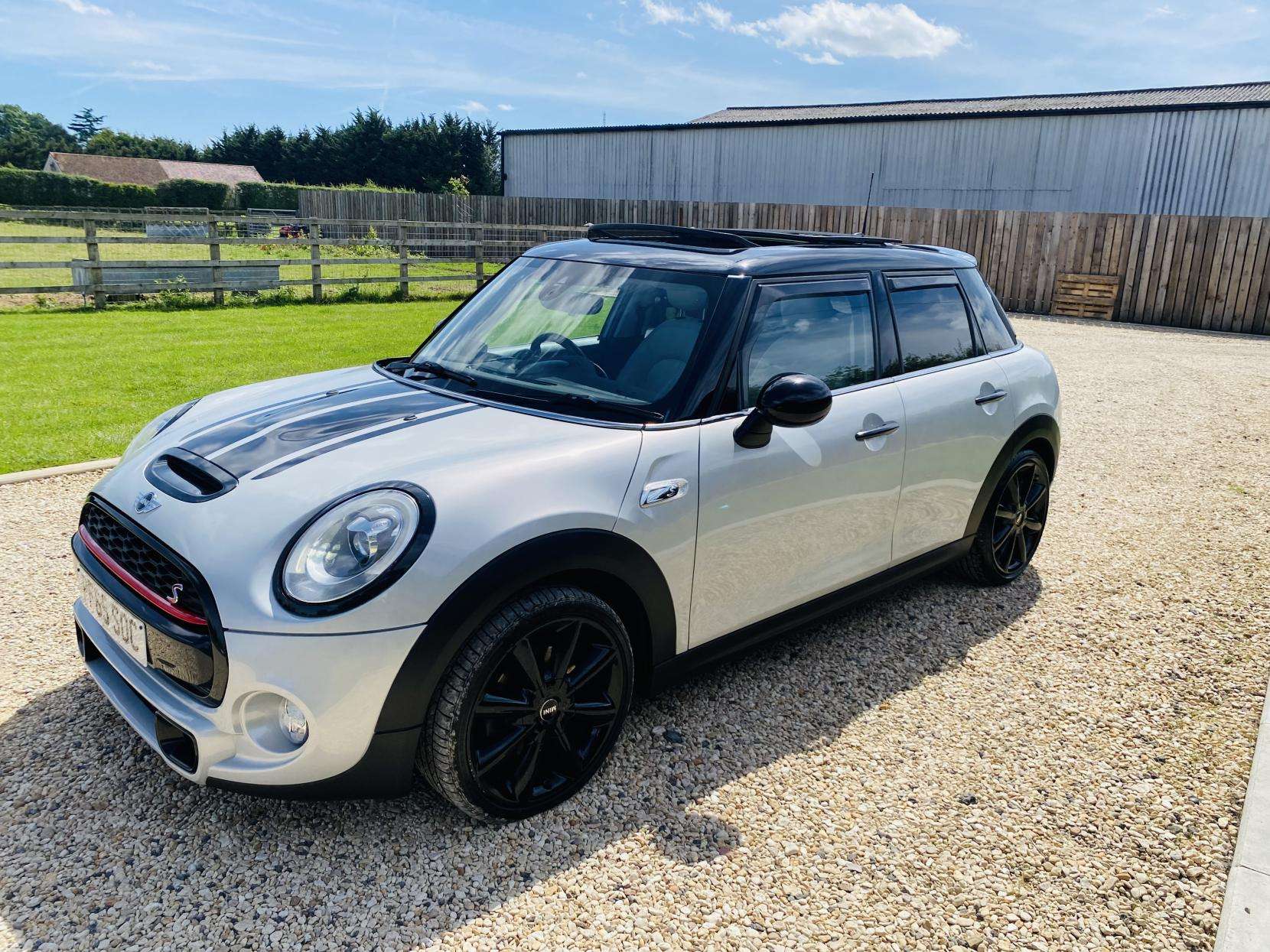2015 MINI HATCH 2015 MINI HATCH