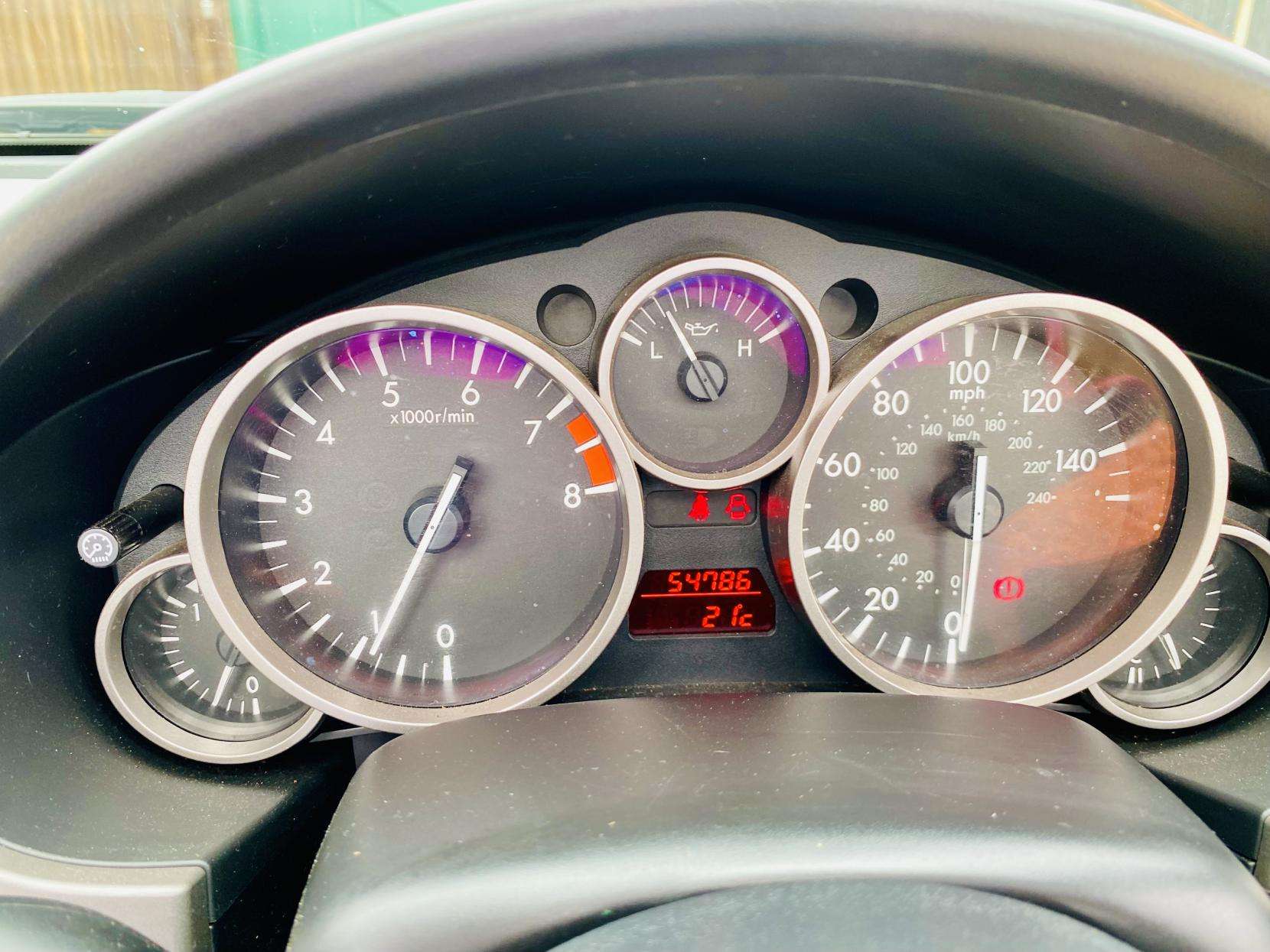 2010 MAZDA MX-5 2010 MAZDA MX-5