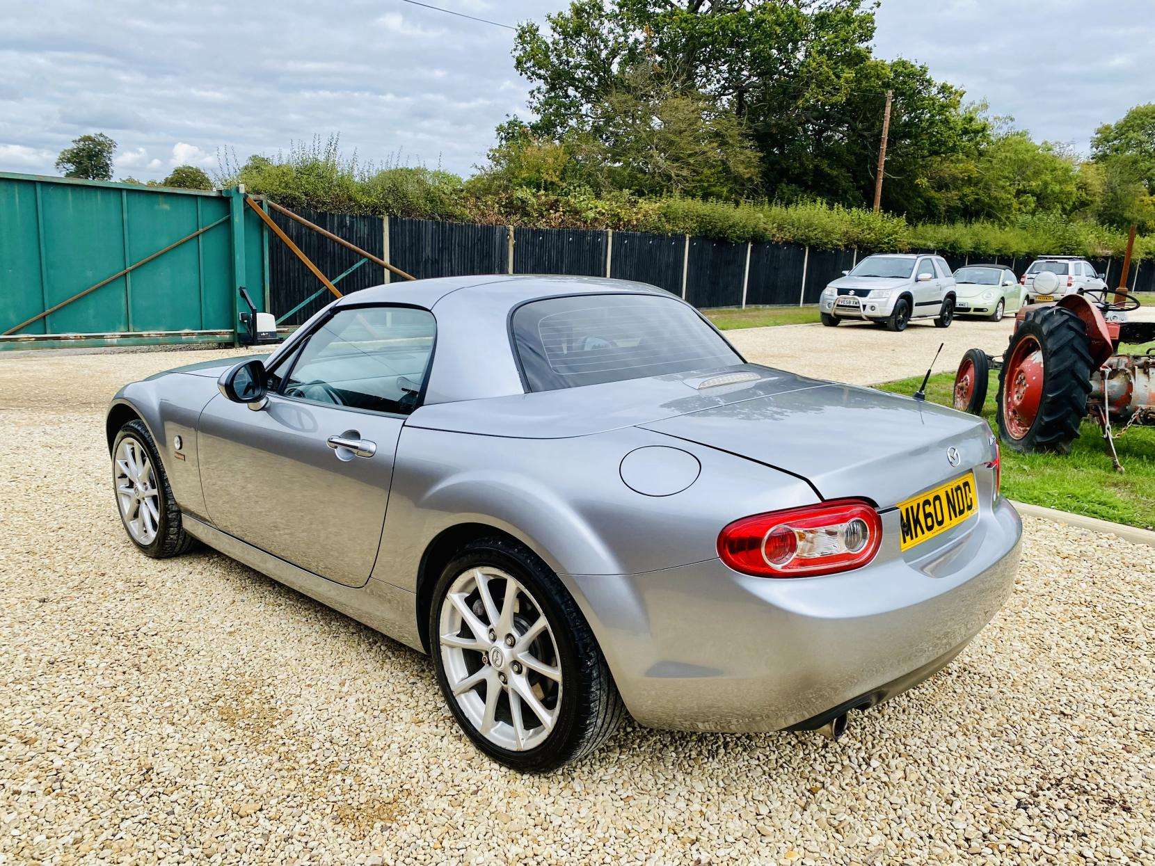A 2010 MAZDA MX-5 2.0i Miyako Roadster 2dr Petrol Manual Euro 4 (160 ps) A 2010 MAZDA MX-5 2.0i Miyako Roadster 2dr Petrol Manual Euro 4 (160 ps)