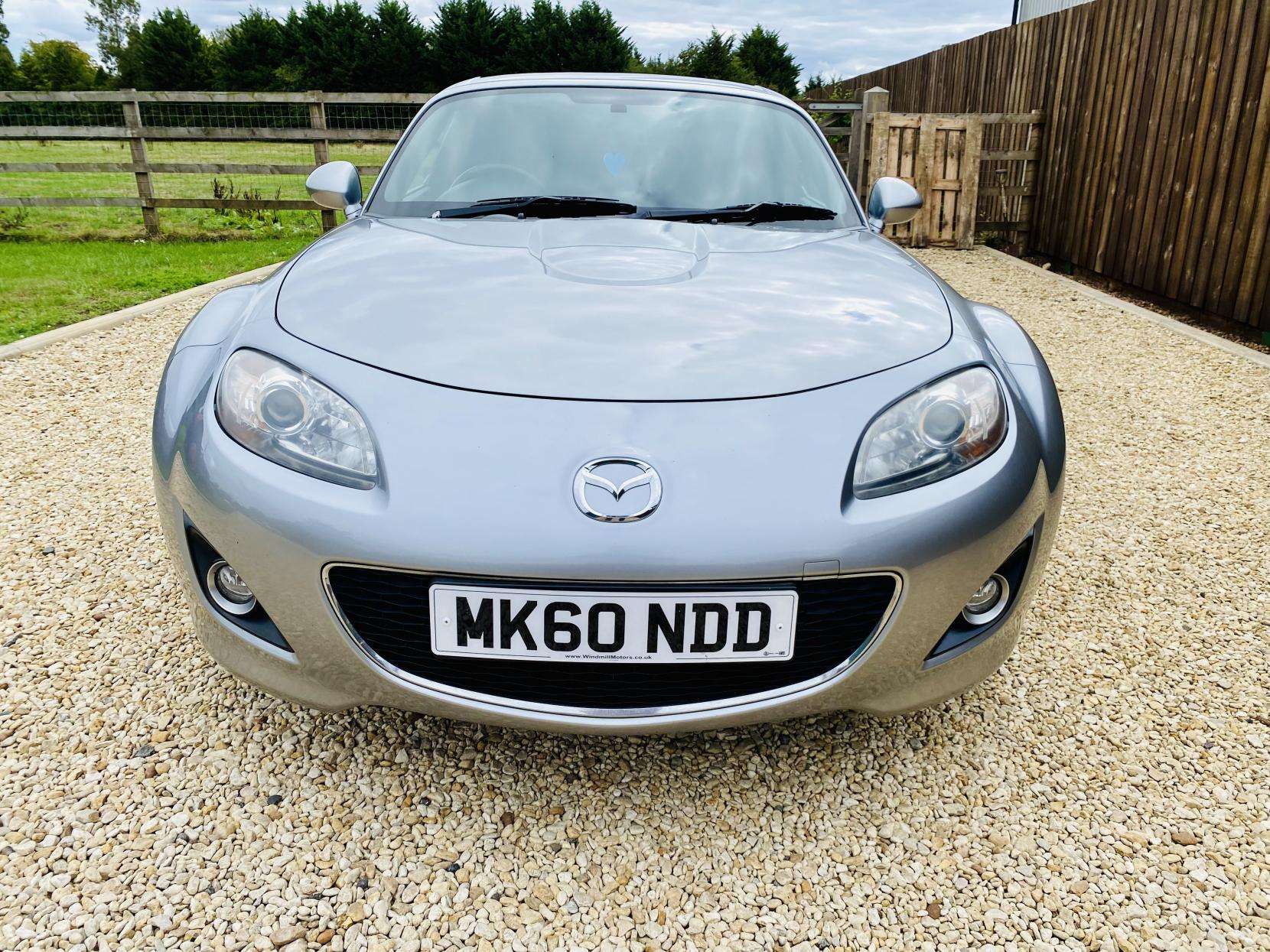 2010 MAZDA MX-5 2010 MAZDA MX-5