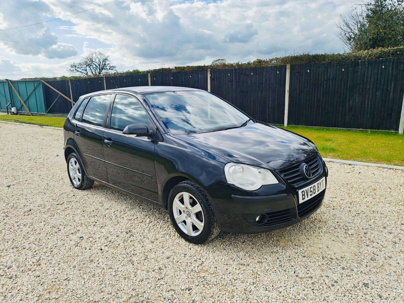 A 2008 VOLKSWAGEN POLO 1.4 Match Hatchback 5dr Petrol Automatic (165 g/km, 79 bhp) A 2008 VOLKSWAGEN POLO 1.4 Match Hatchback 5dr Petrol Automatic (165 g/km, 79 bhp)