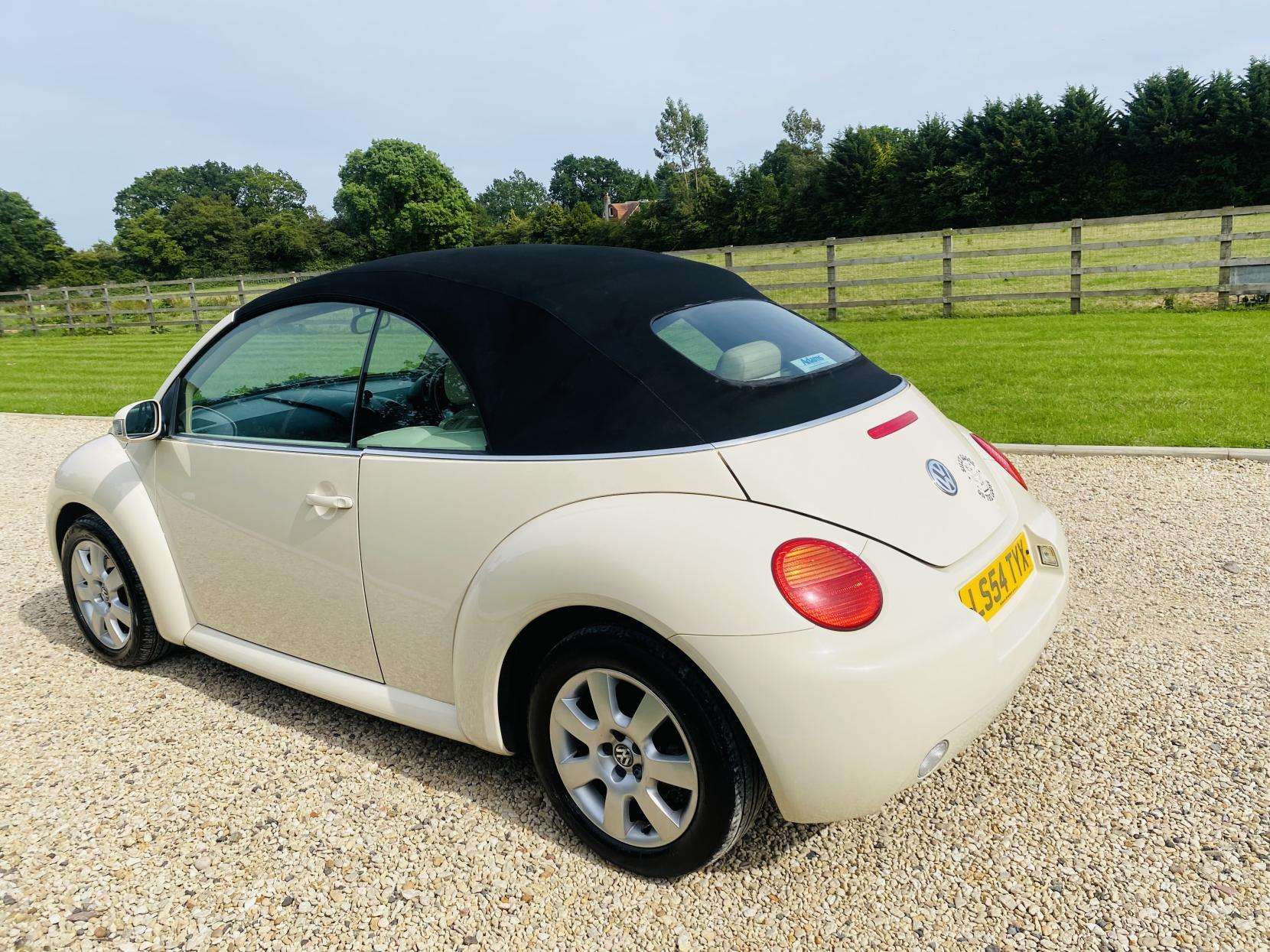 2004 VOLKSWAGEN BEETLE 2004 VOLKSWAGEN BEETLE