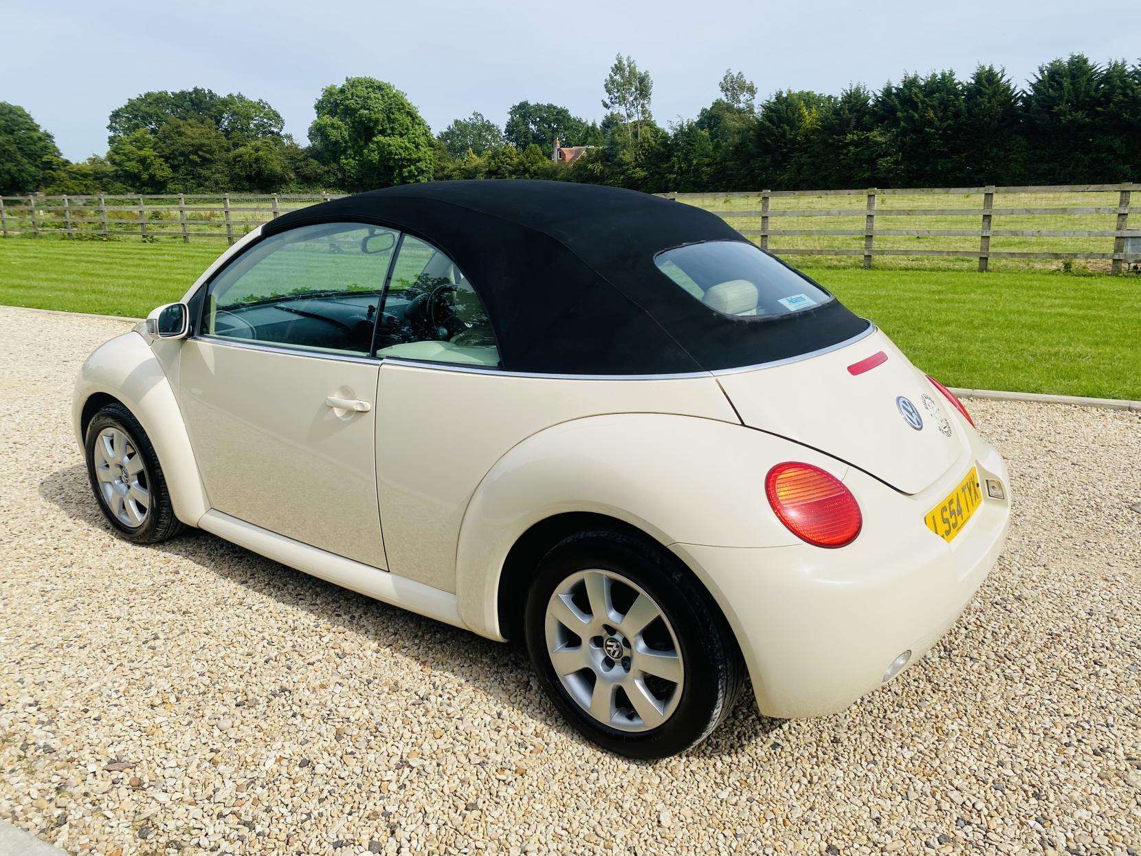 2004 VOLKSWAGEN BEETLE 2004 VOLKSWAGEN BEETLE