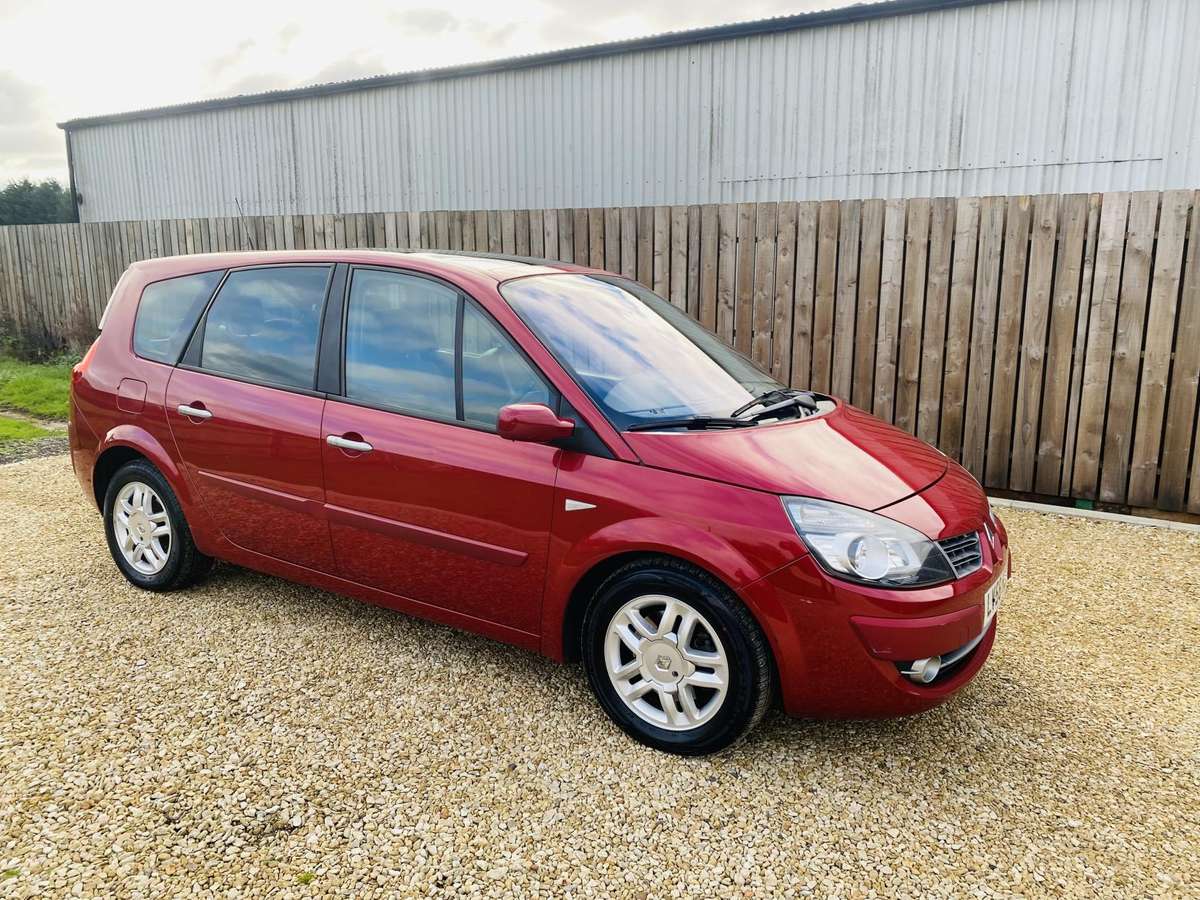 Check out this Renault Grand Scenic 2008 Petrol Manual