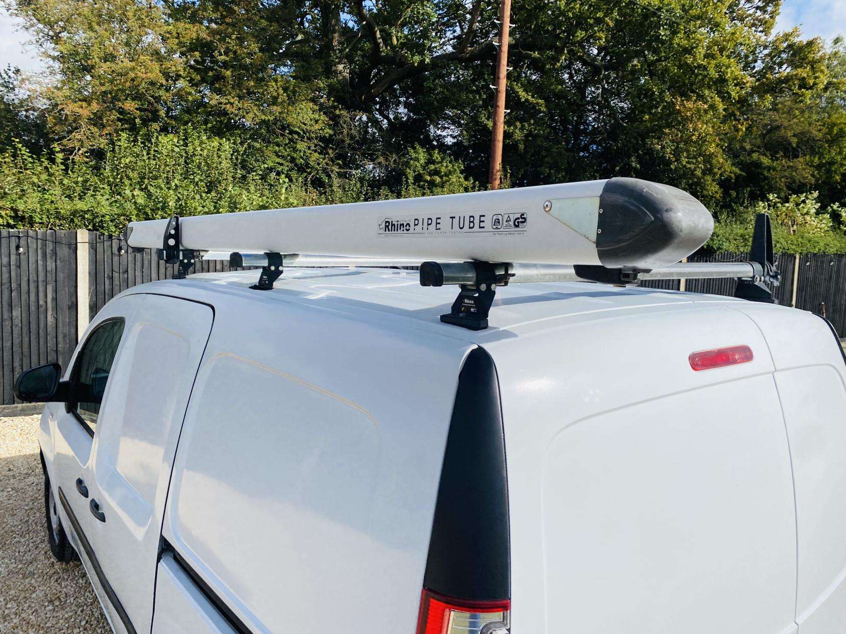 2016 RENAULT KANGOO MAXI 2016 RENAULT KANGOO MAXI