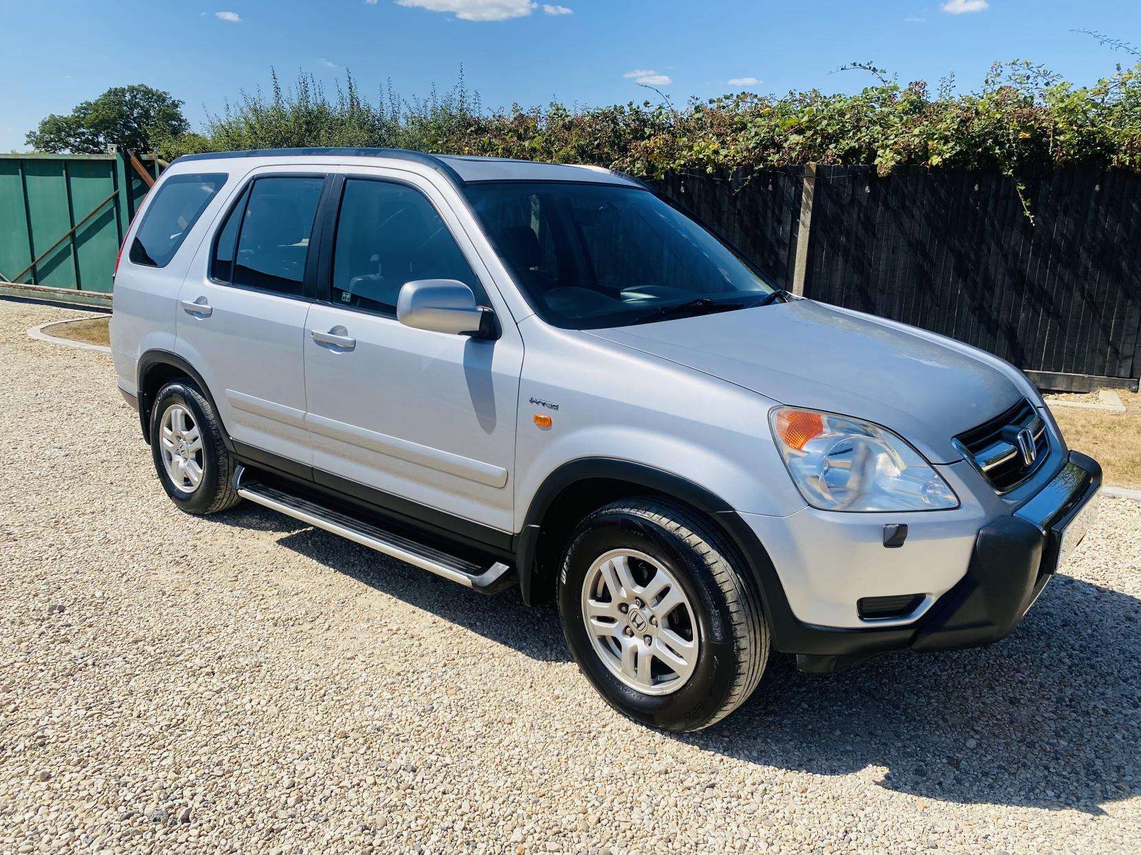 A 2003 HONDA CR-V 2.0 i-VTEC SE Sport SUV 5dr Petrol Manual (216 g/km, 148 bhp) A 2003 HONDA CR-V 2.0 i-VTEC SE Sport SUV 5dr Petrol Manual (216 g/km, 148 bhp)