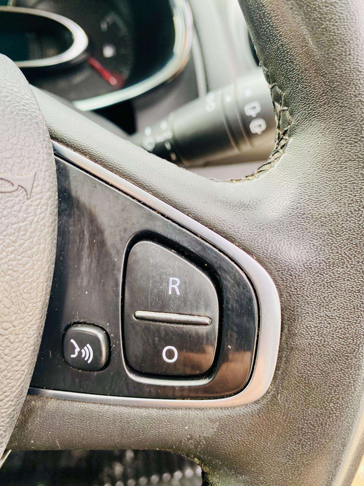 2018 RENAULT CLIO 2018 RENAULT CLIO