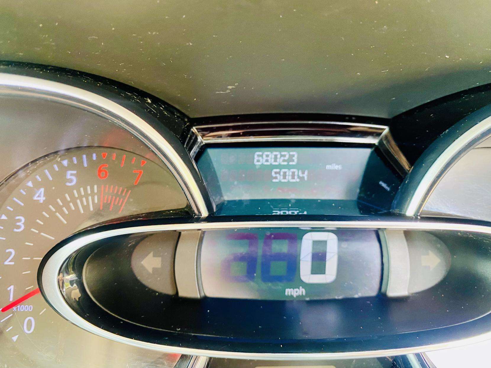 2018 RENAULT CLIO 2018 RENAULT CLIO