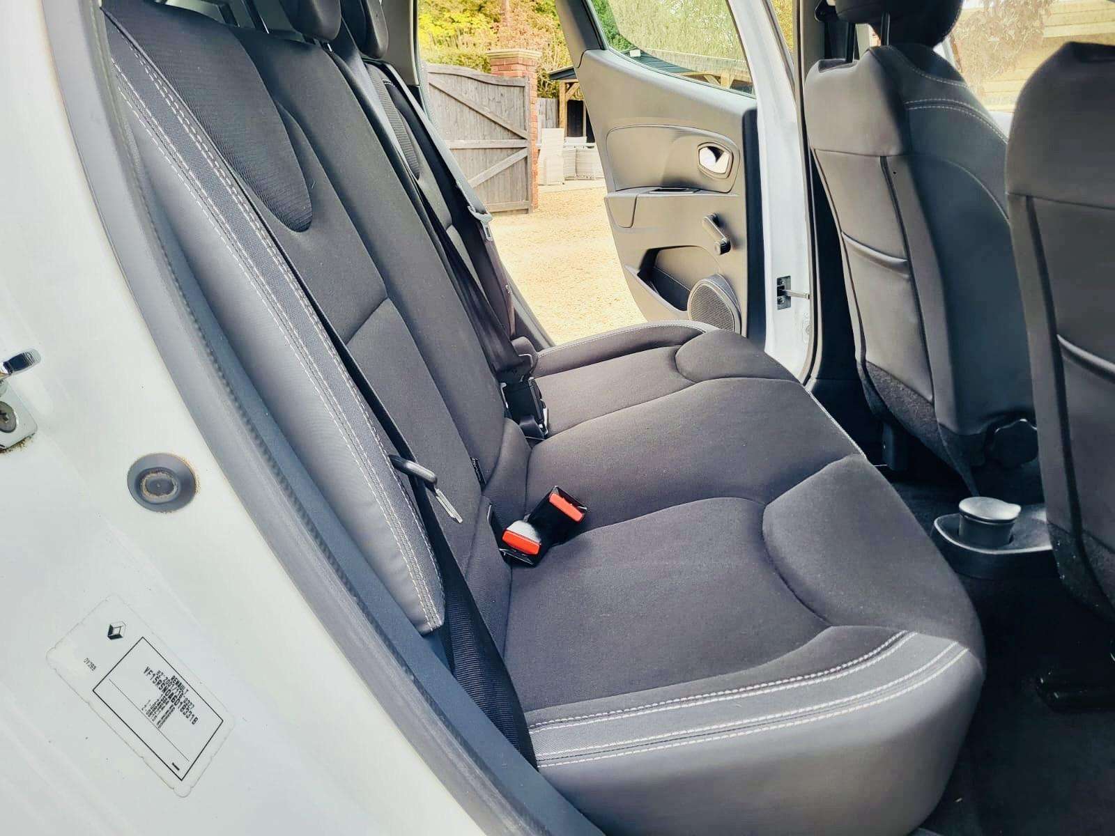 2018 RENAULT CLIO 2018 RENAULT CLIO