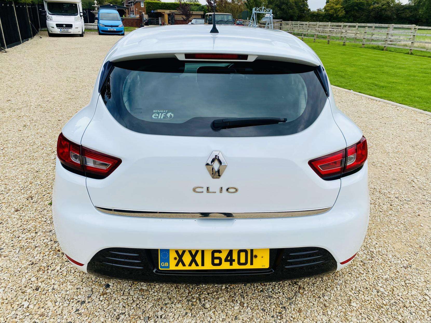 2018 RENAULT CLIO 2018 RENAULT CLIO