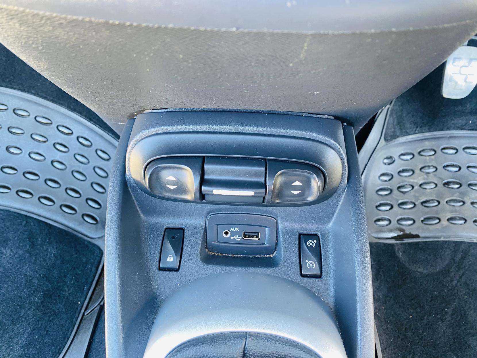 2010 RENAULT WIND 2010 RENAULT WIND