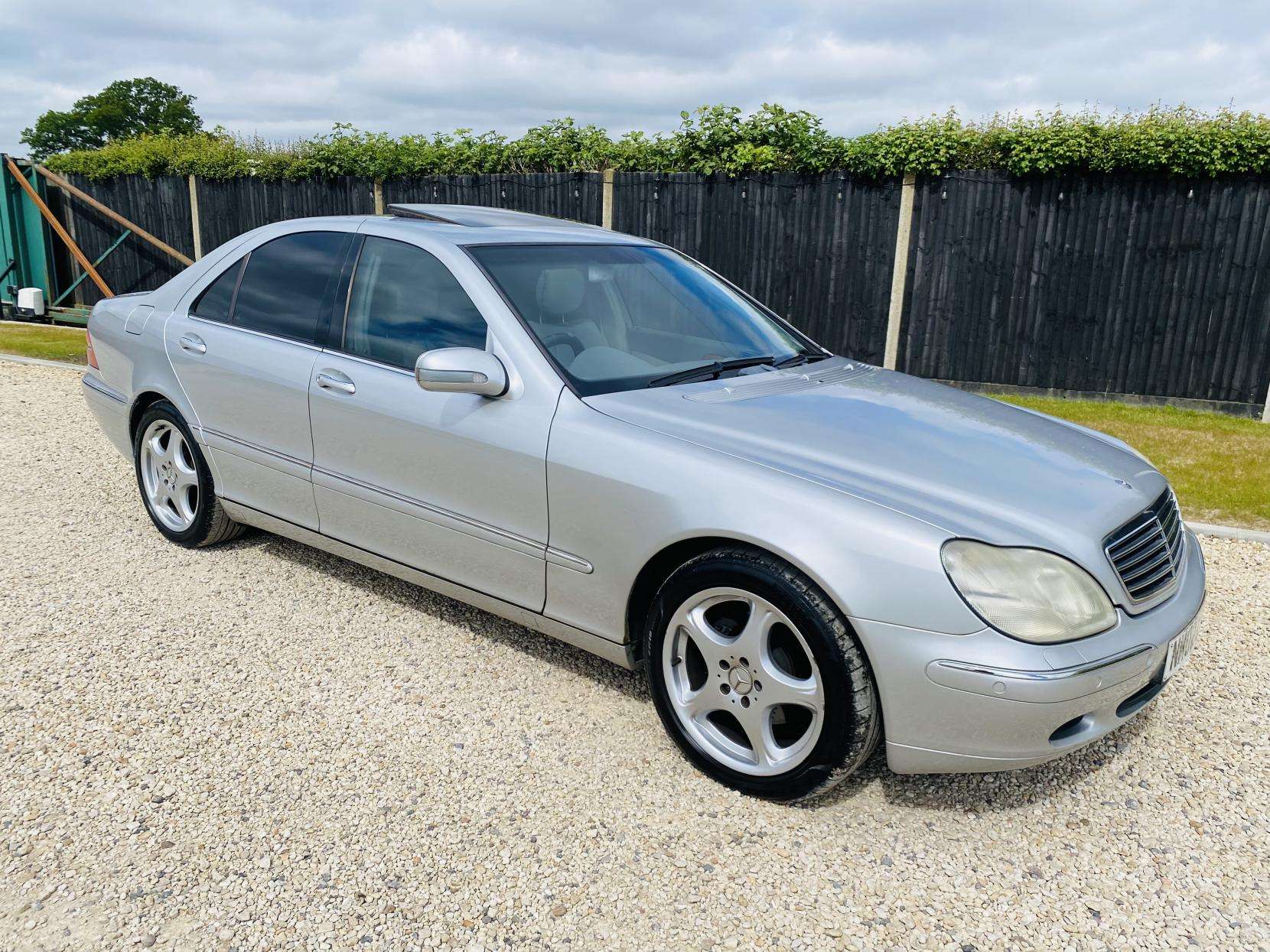 A 2002 MERCEDES-BENZ S CLASS 3.2 S320 Saloon 4dr Petrol Automatic (276 g/km, 221 bhp) A 2002 MERCEDES-BENZ S CLASS 3.2 S320 Saloon 4dr Petrol Automatic (276 g/km, 221 bhp)