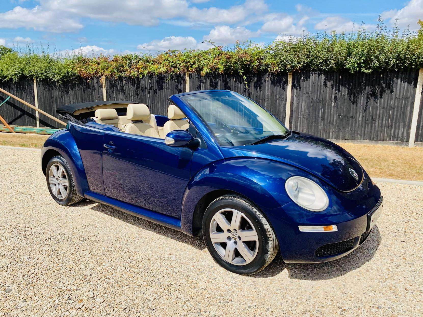 A 2008 VOLKSWAGEN BEETLE 1.4 16V Luna Cabriolet 2dr Petrol Manual Euro 4 (75 ps) A 2008 VOLKSWAGEN BEETLE 1.4 16V Luna Cabriolet 2dr Petrol Manual Euro 4 (75 ps)