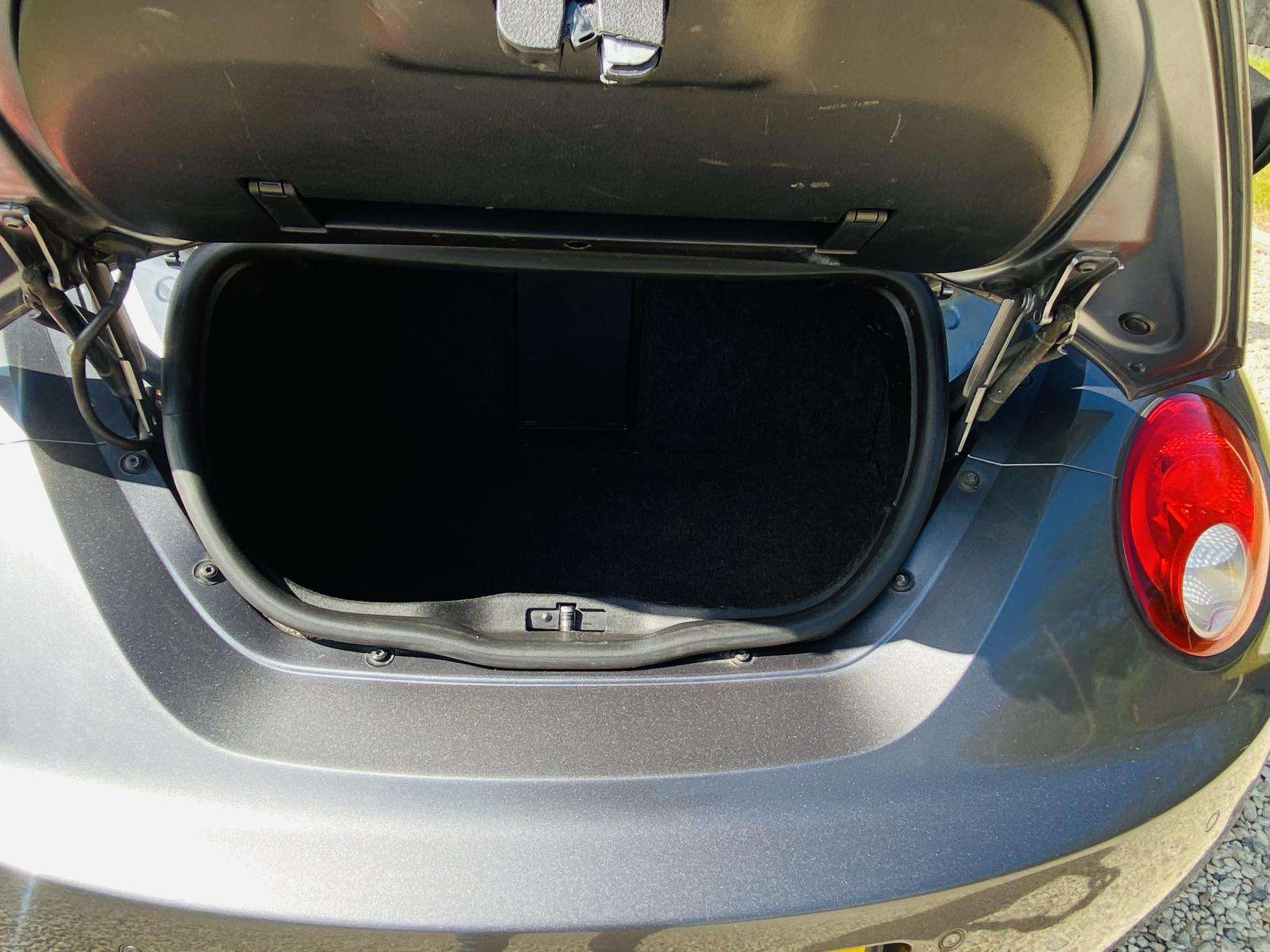 2011 VOLKSWAGEN BEETLE 2011 VOLKSWAGEN BEETLE
