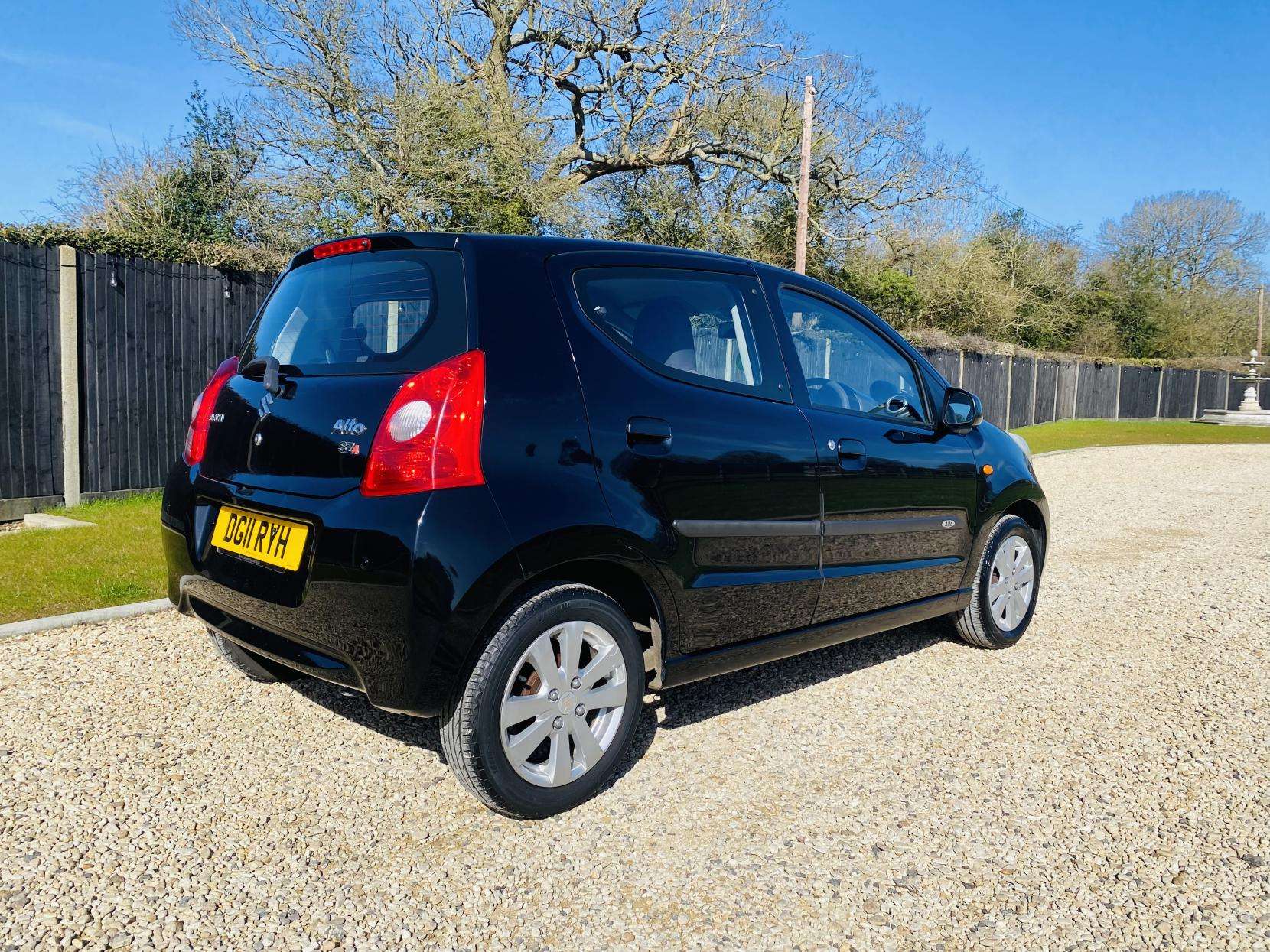 A 2011 SUZUKI ALTO 1.0 12V SZ4 Hatchback 5dr Petrol Auto Euro 5 (68 ps) A 2011 SUZUKI ALTO 1.0 12V SZ4 Hatchback 5dr Petrol Auto Euro 5 (68 ps)