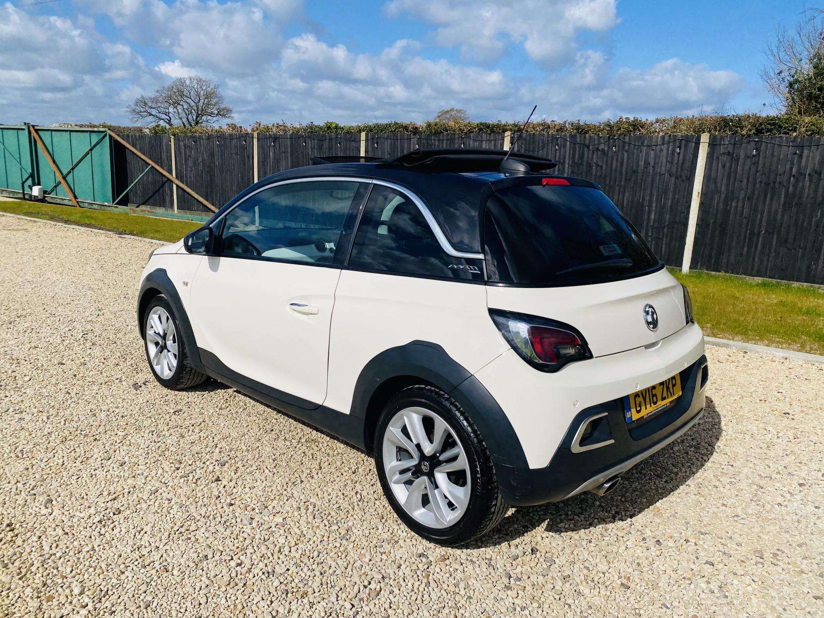 2016 VAUXHALL ADAM 2016 VAUXHALL ADAM