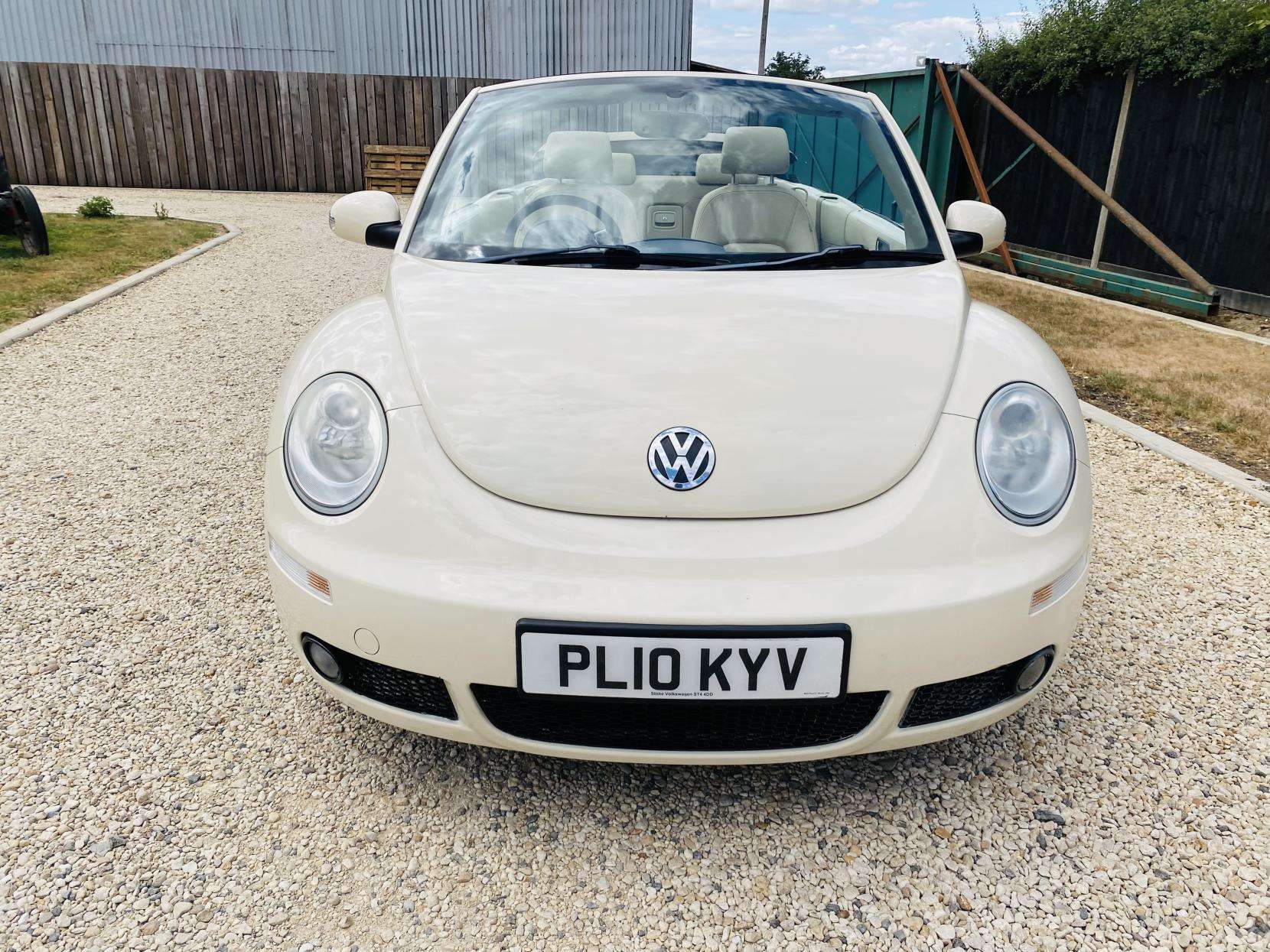 2010 VOLKSWAGEN BEETLE 2010 VOLKSWAGEN BEETLE
