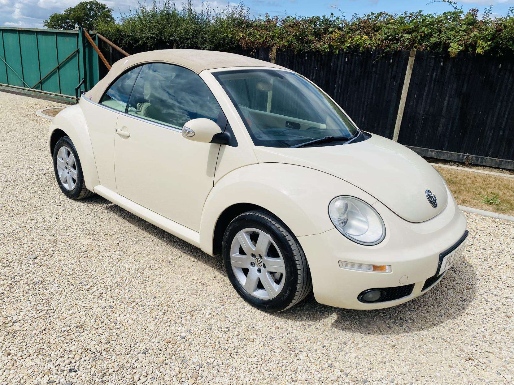 2010 VOLKSWAGEN BEETLE 2010 VOLKSWAGEN BEETLE