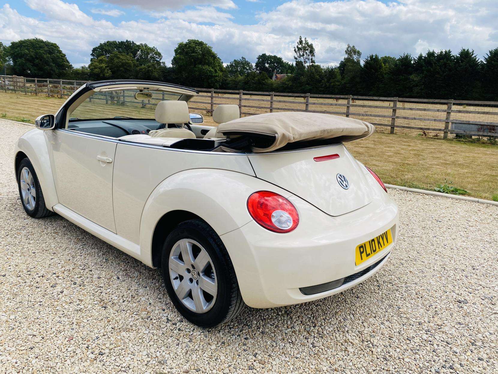 2010 VOLKSWAGEN BEETLE 2010 VOLKSWAGEN BEETLE