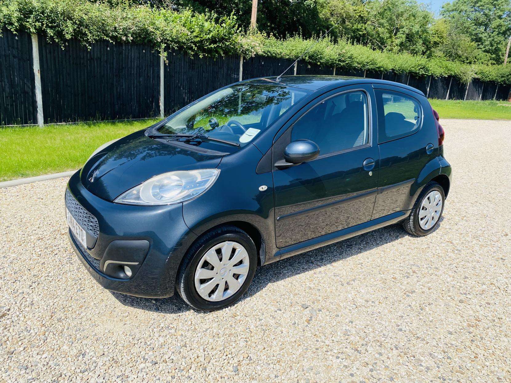2014 PEUGEOT 107 2014 PEUGEOT 107