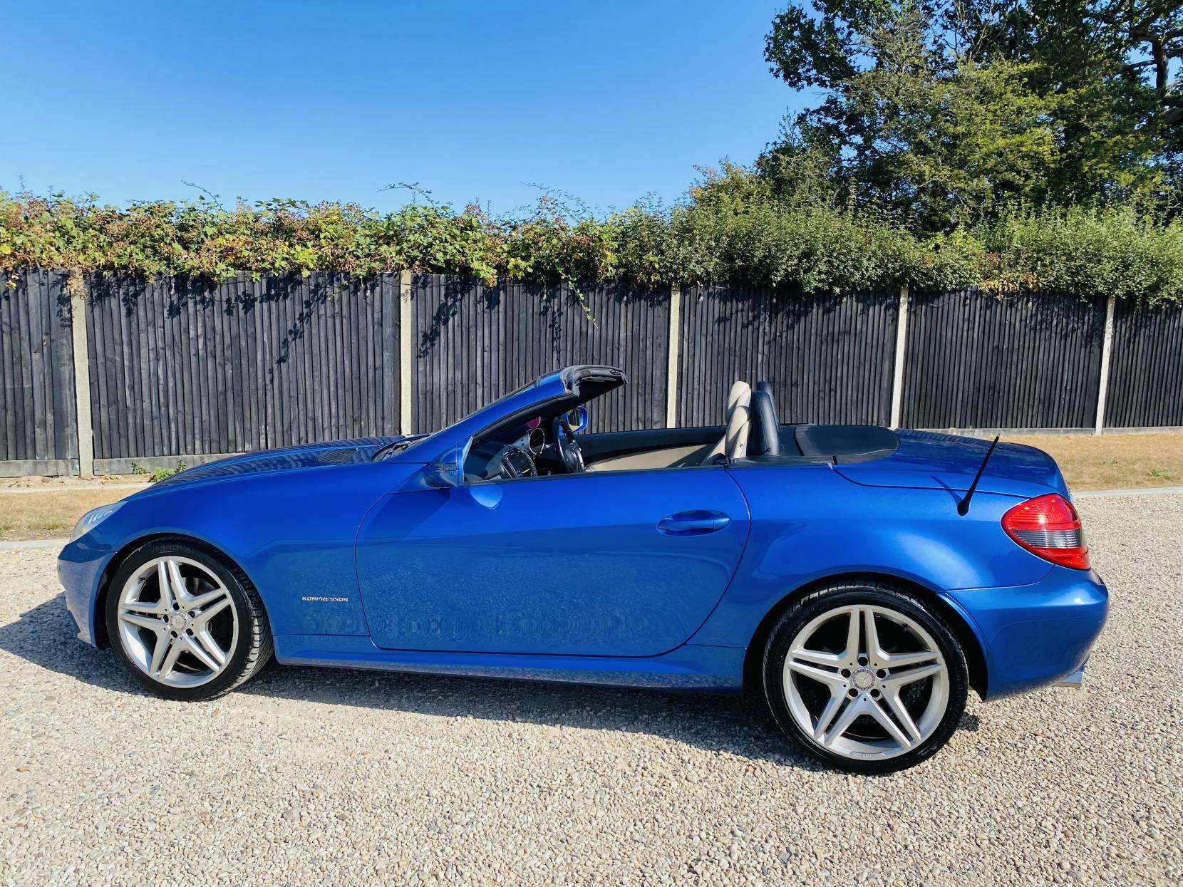 2011 MERCEDES-BENZ SLK 2011 MERCEDES-BENZ SLK