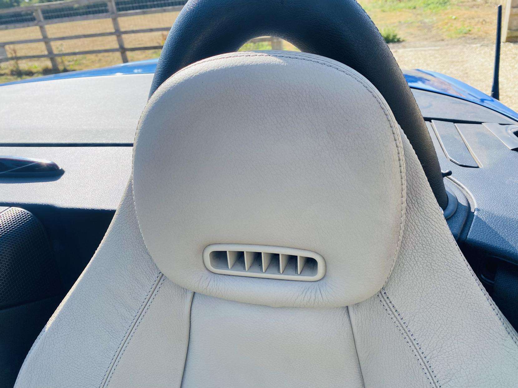 2011 MERCEDES-BENZ SLK 2011 MERCEDES-BENZ SLK