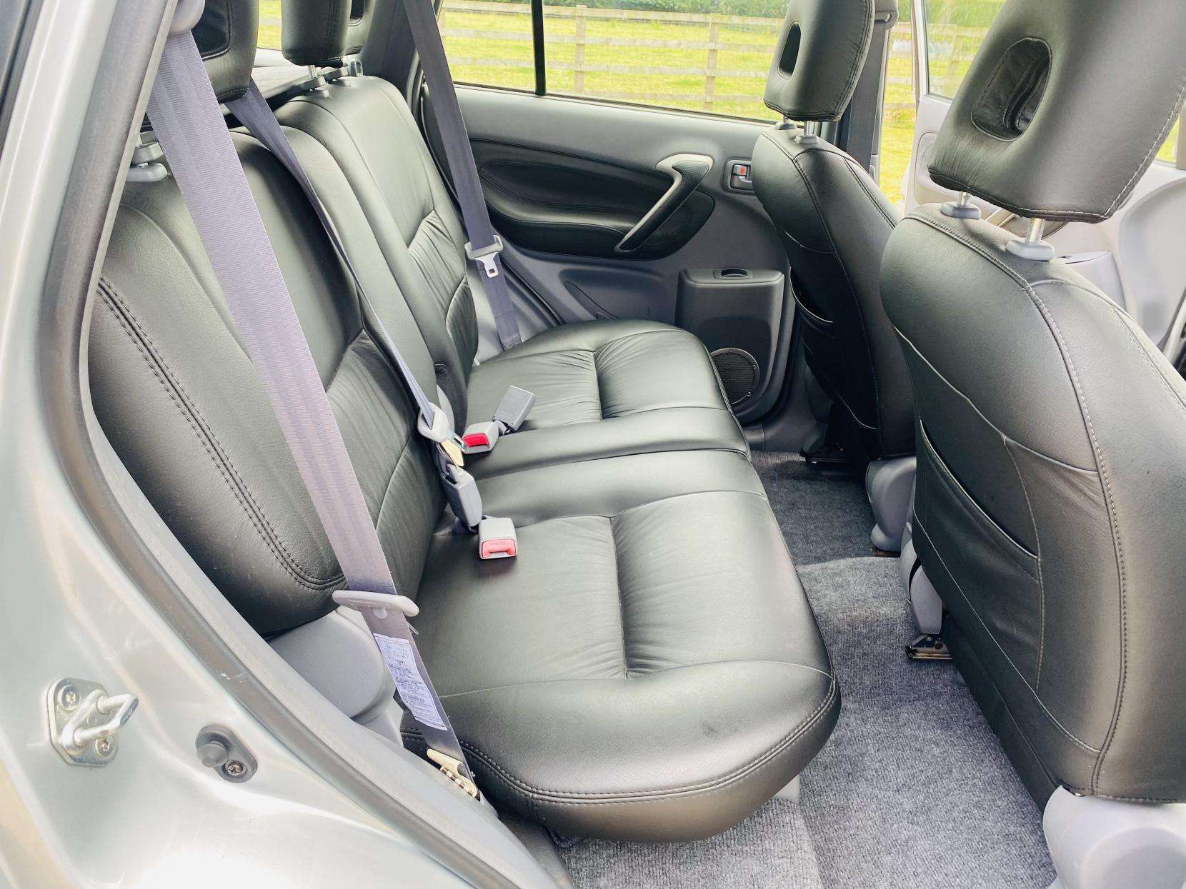 2003 TOYOTA RAV4 2003 TOYOTA RAV4
