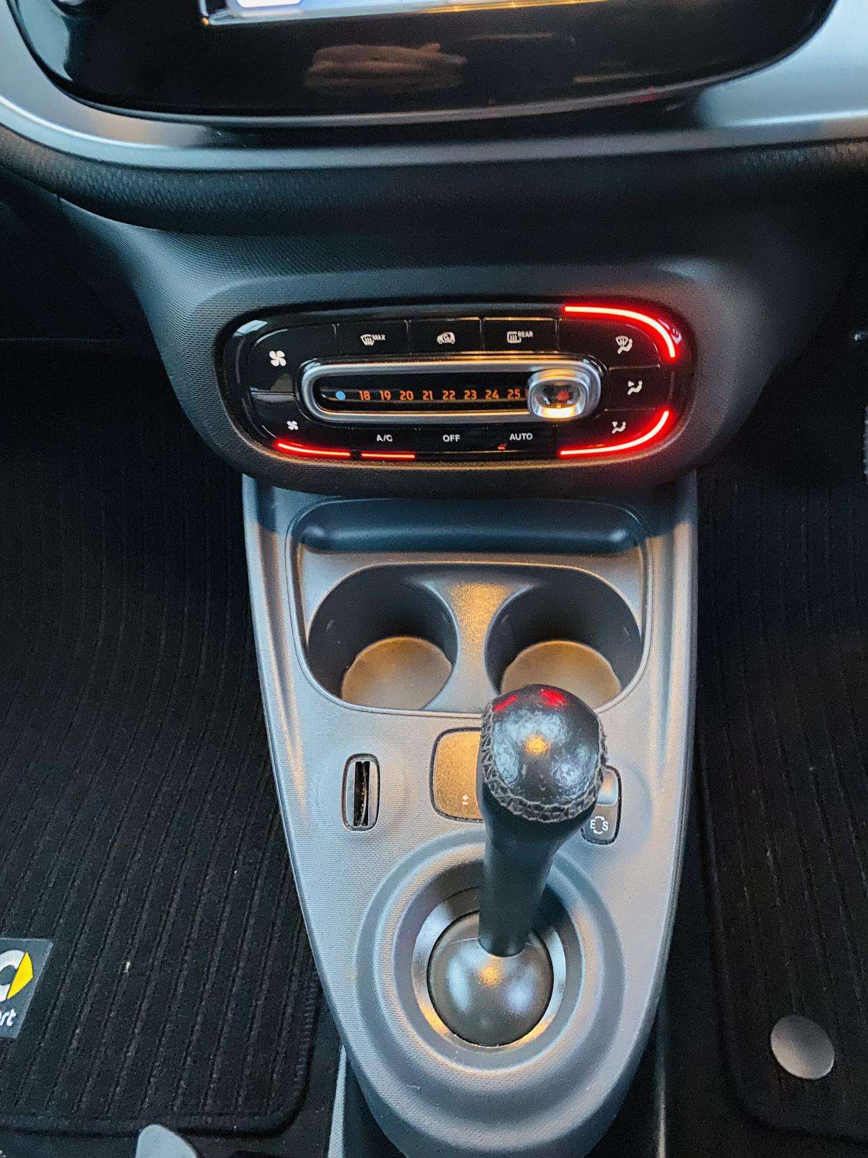 2018 SMART FORTWO 2018 SMART FORTWO