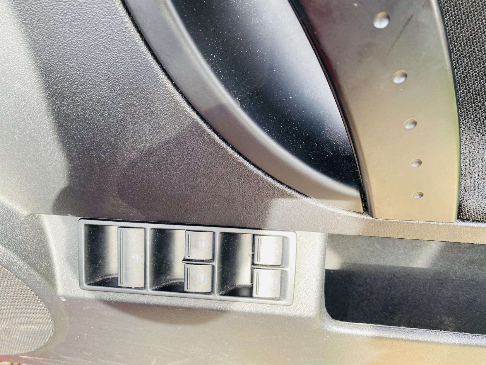 2009 VOLKSWAGEN BEETLE 2009 VOLKSWAGEN BEETLE