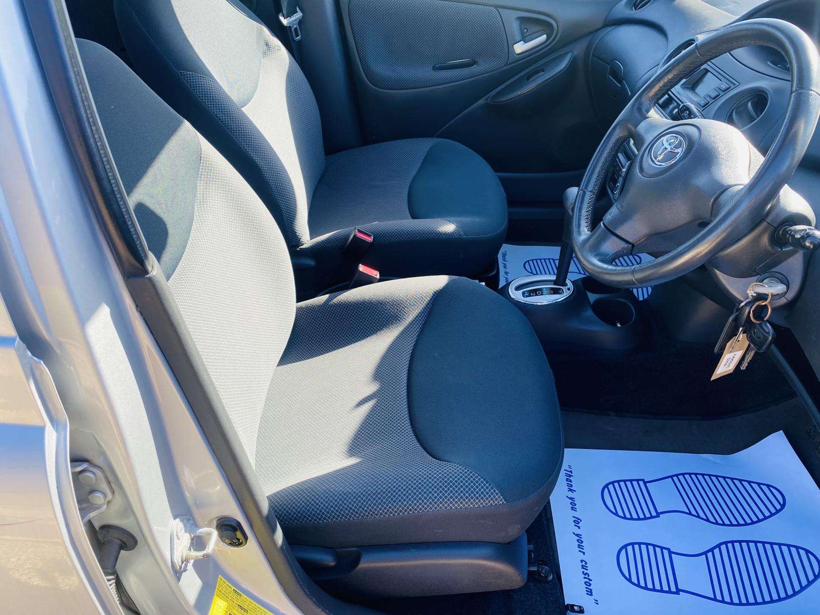 2005 TOYOTA YARIS 2005 TOYOTA YARIS