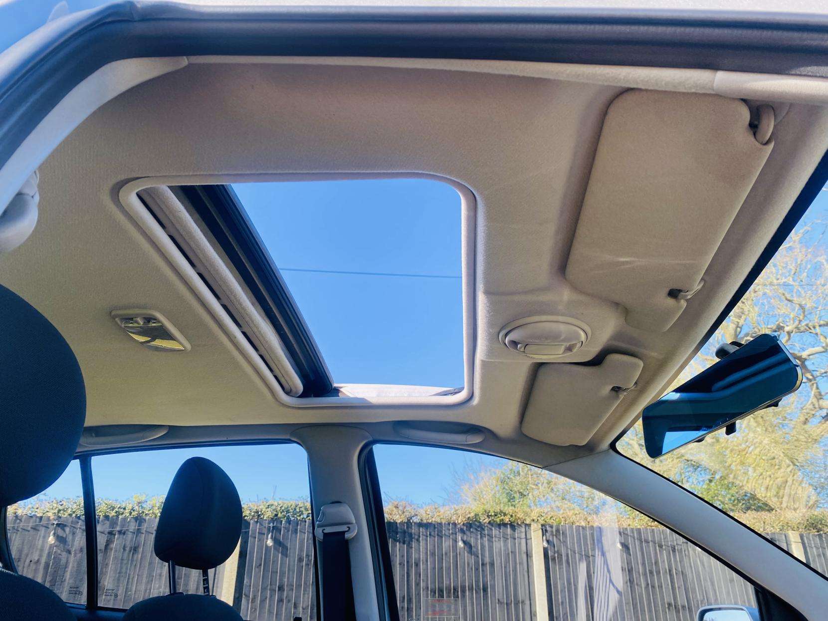 2005 TOYOTA YARIS 2005 TOYOTA YARIS