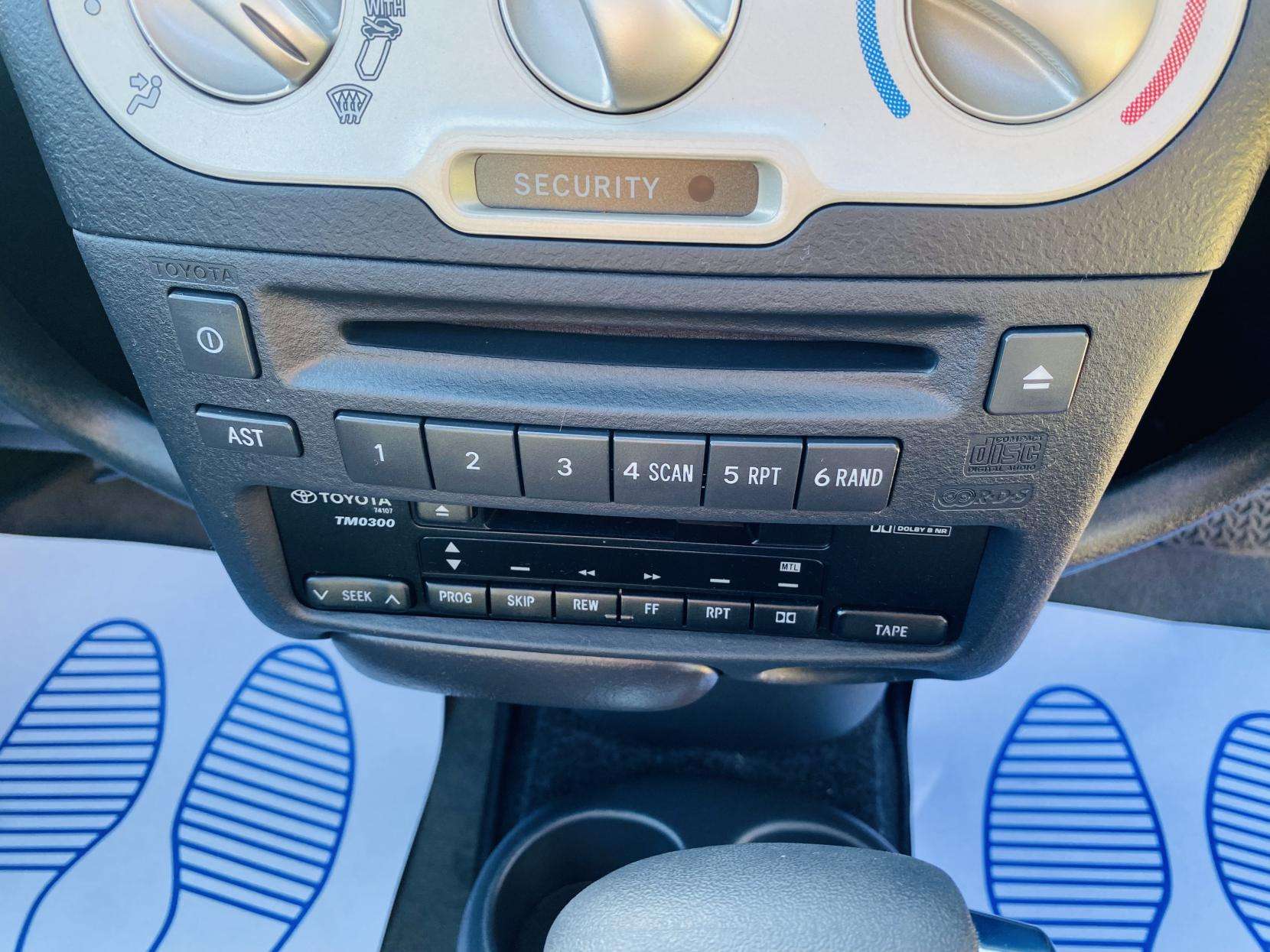 2005 TOYOTA YARIS 2005 TOYOTA YARIS