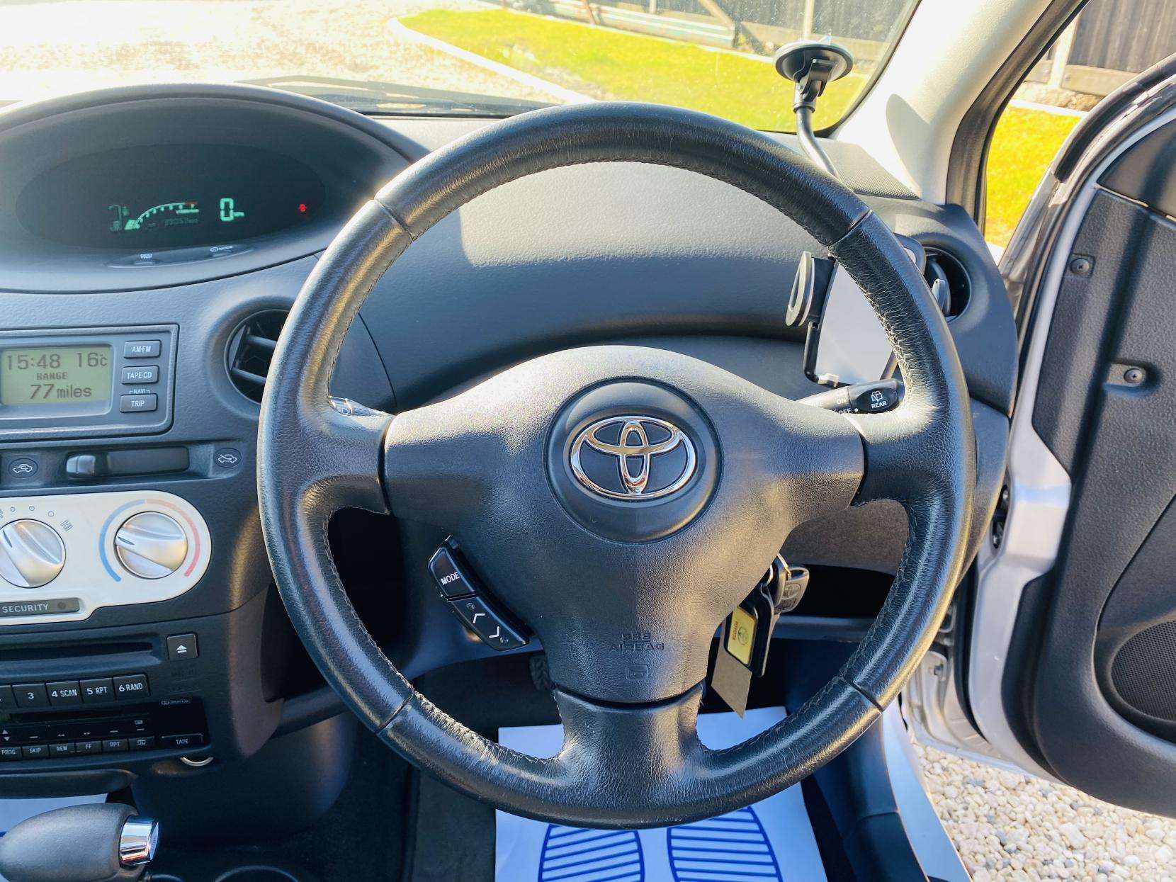 2005 TOYOTA YARIS 2005 TOYOTA YARIS