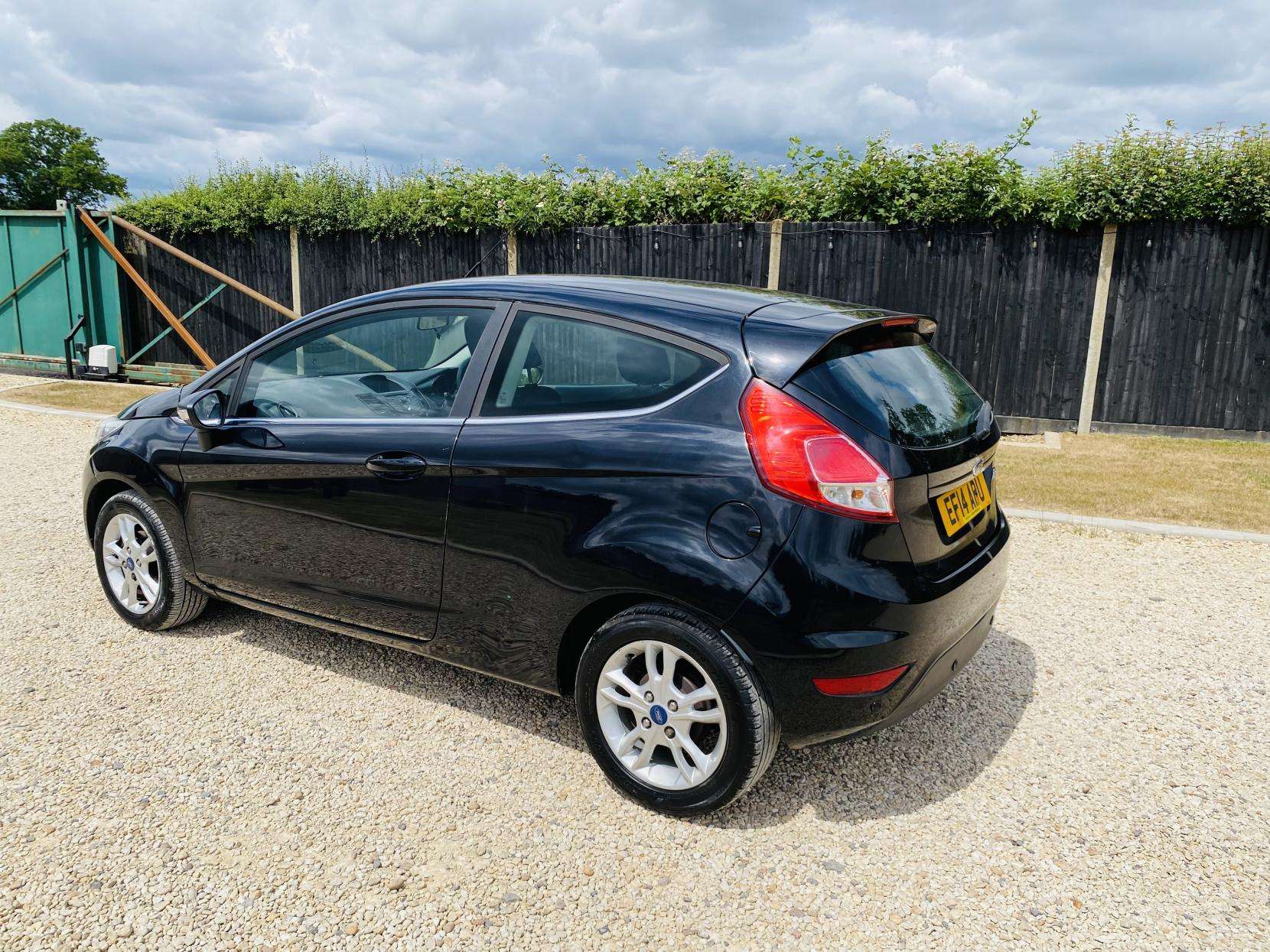 2014 FORD FIESTA 2014 FORD FIESTA