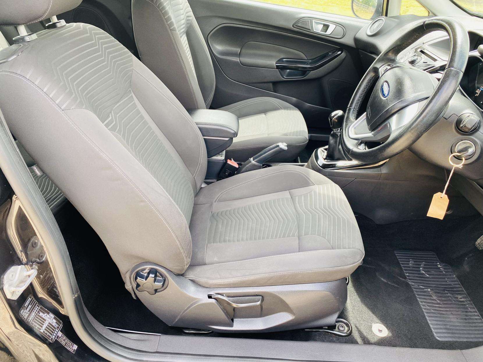2014 FORD FIESTA 2014 FORD FIESTA