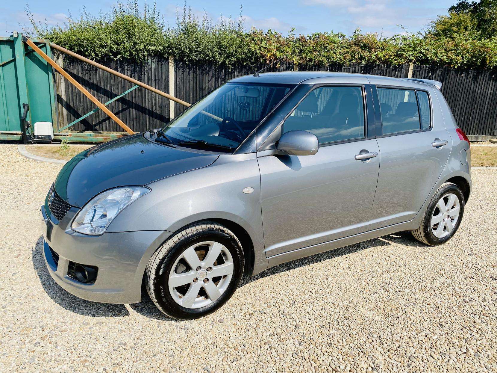 2009 SUZUKI SWIFT 2009 SUZUKI SWIFT