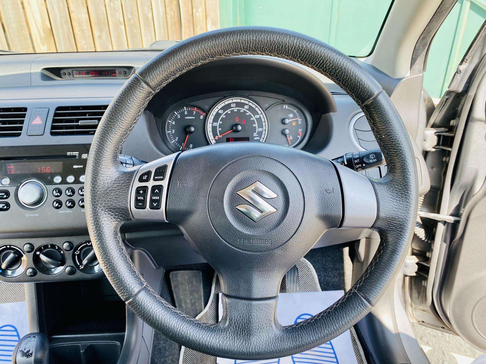 2009 SUZUKI SWIFT 2009 SUZUKI SWIFT