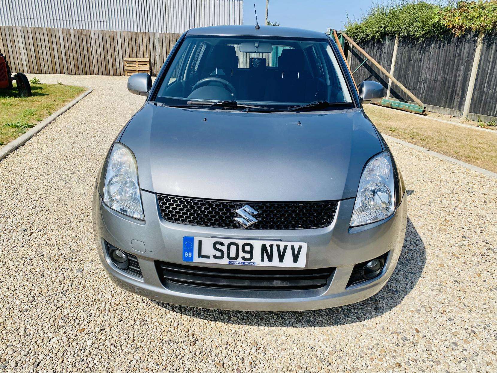 2009 SUZUKI SWIFT 2009 SUZUKI SWIFT