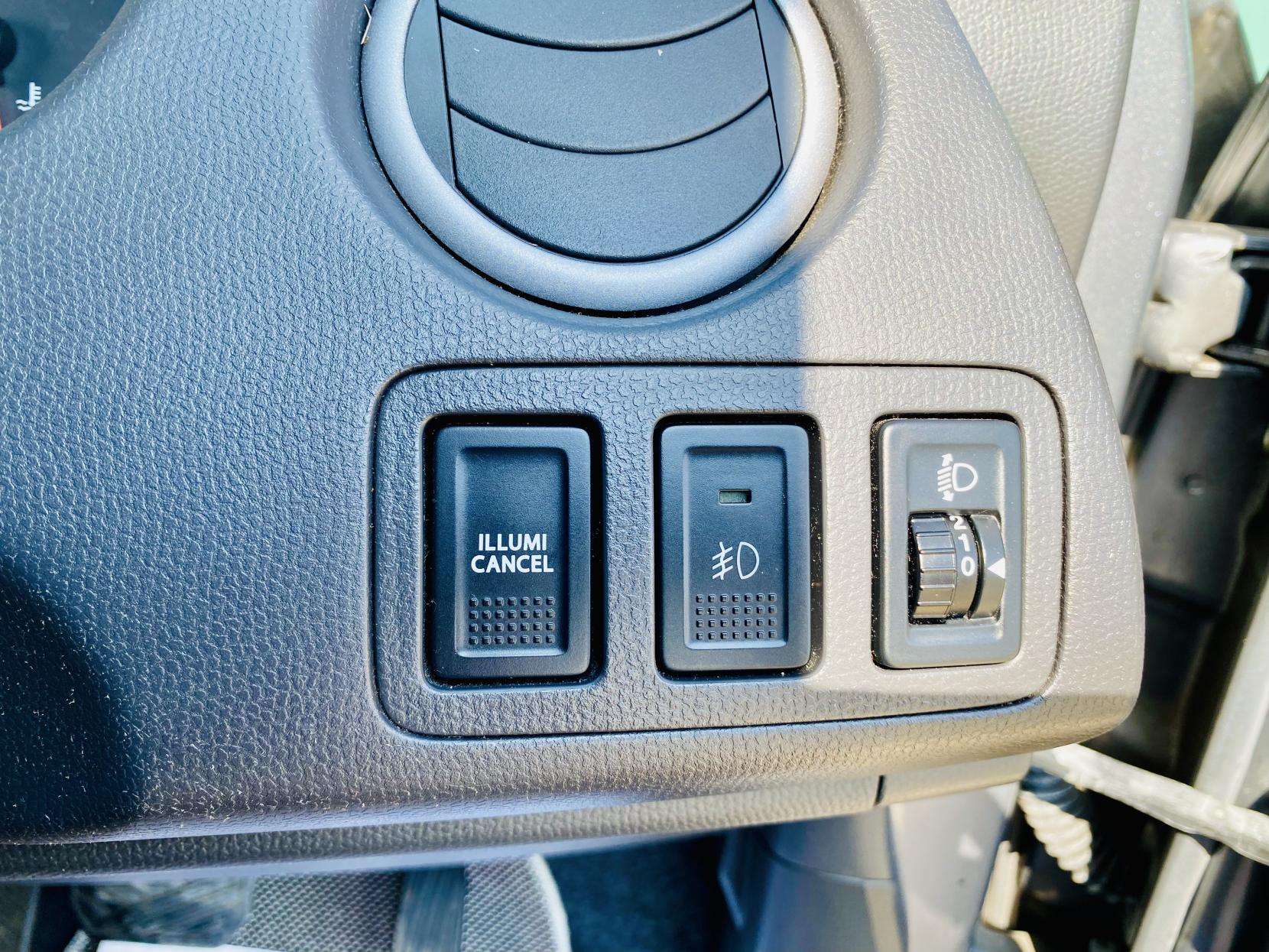 2009 SUZUKI SWIFT 2009 SUZUKI SWIFT